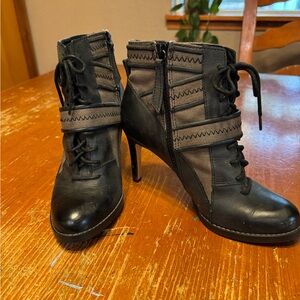 Super cute diesel heels! Barely worn!